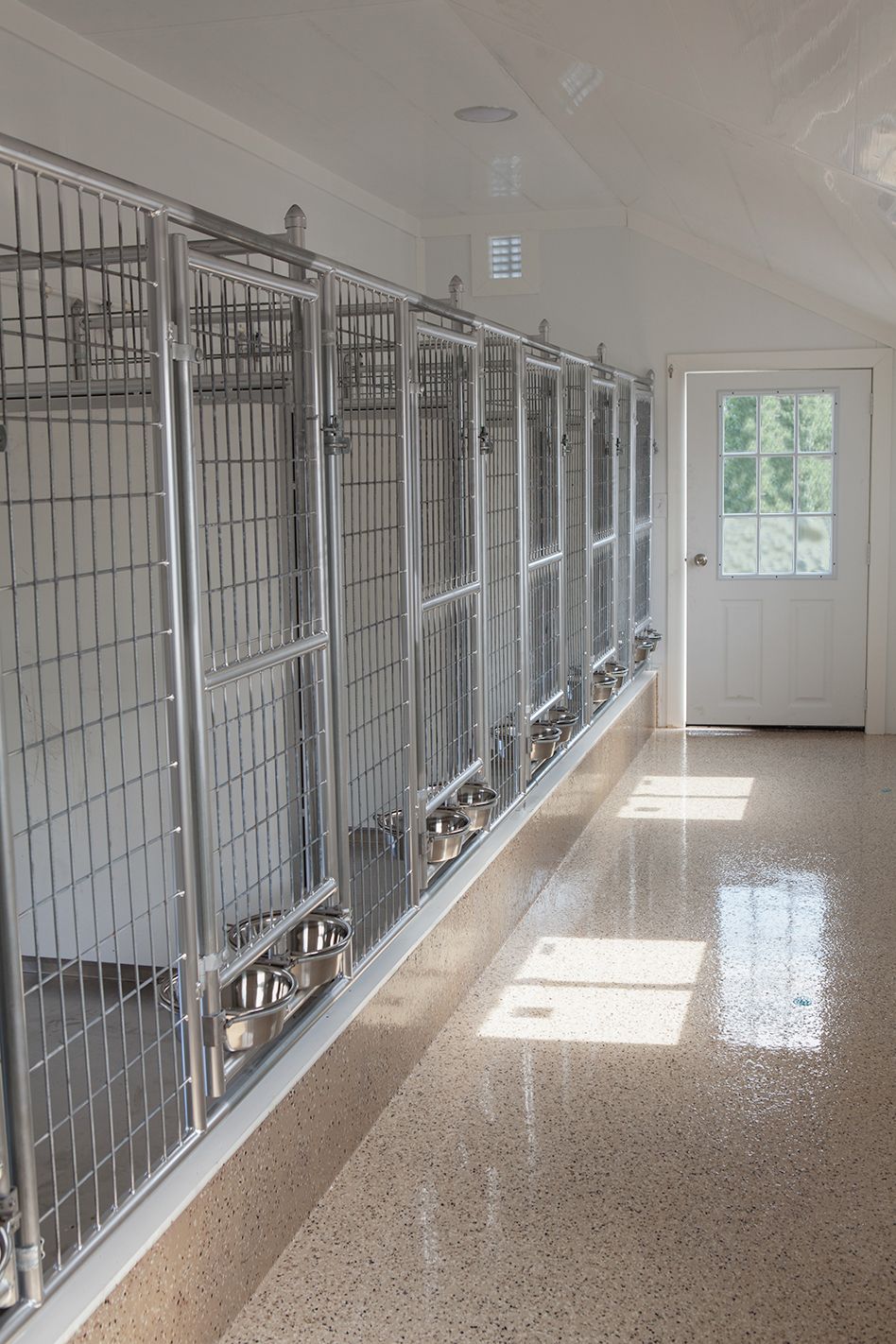 14x32 Commercial Kennel
