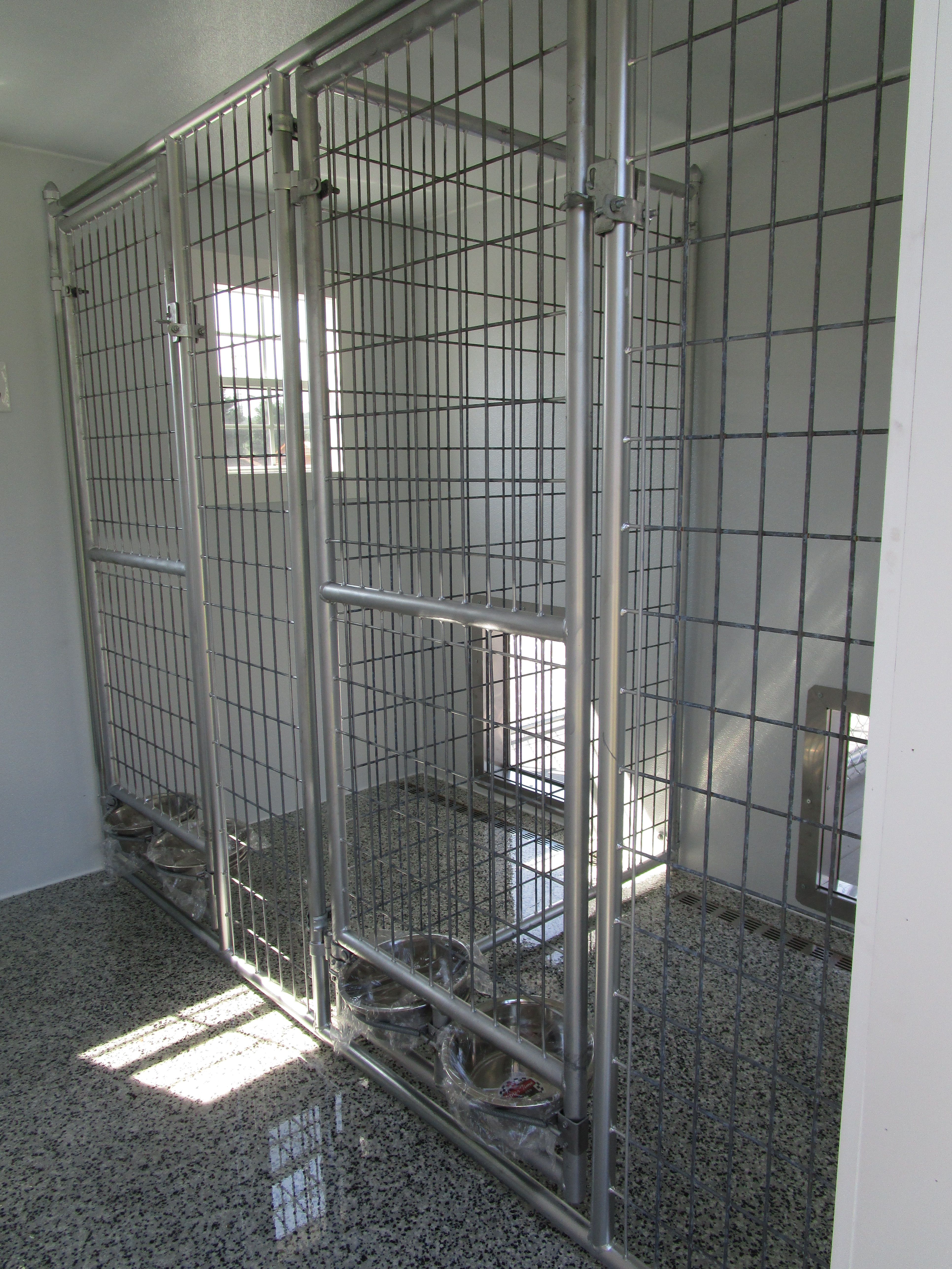 8 x 16 Double Kennel