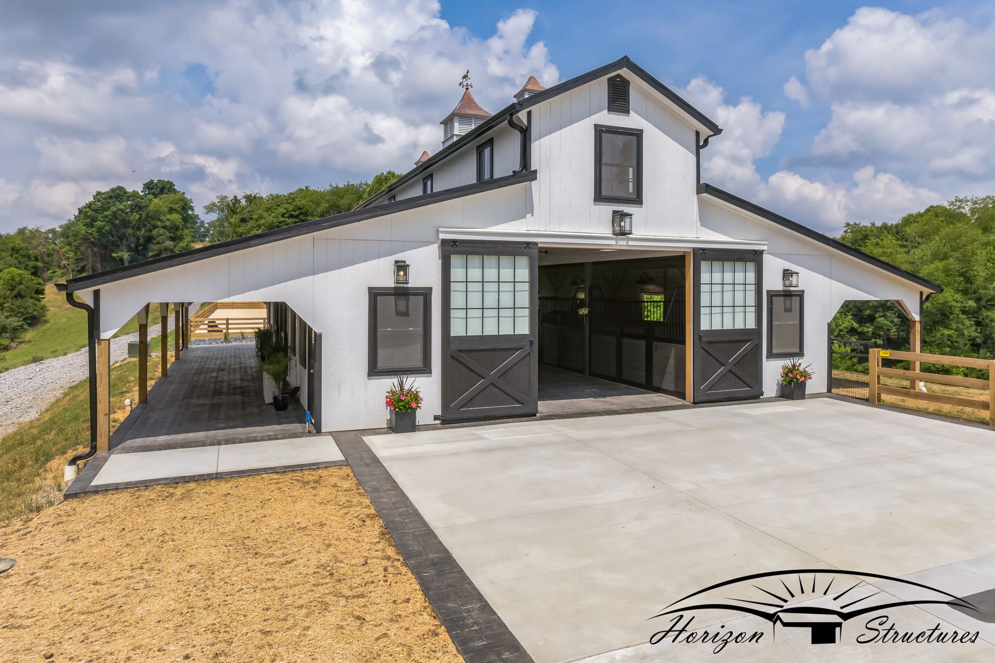 Monitor Horse Barn