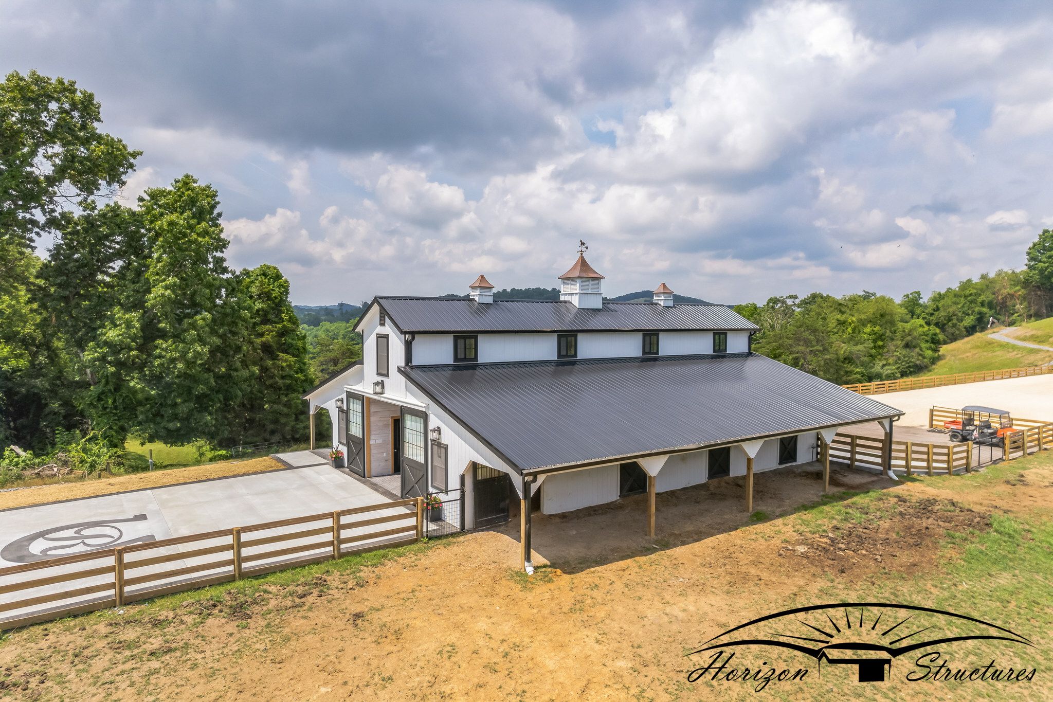 Monitor Horse Barn