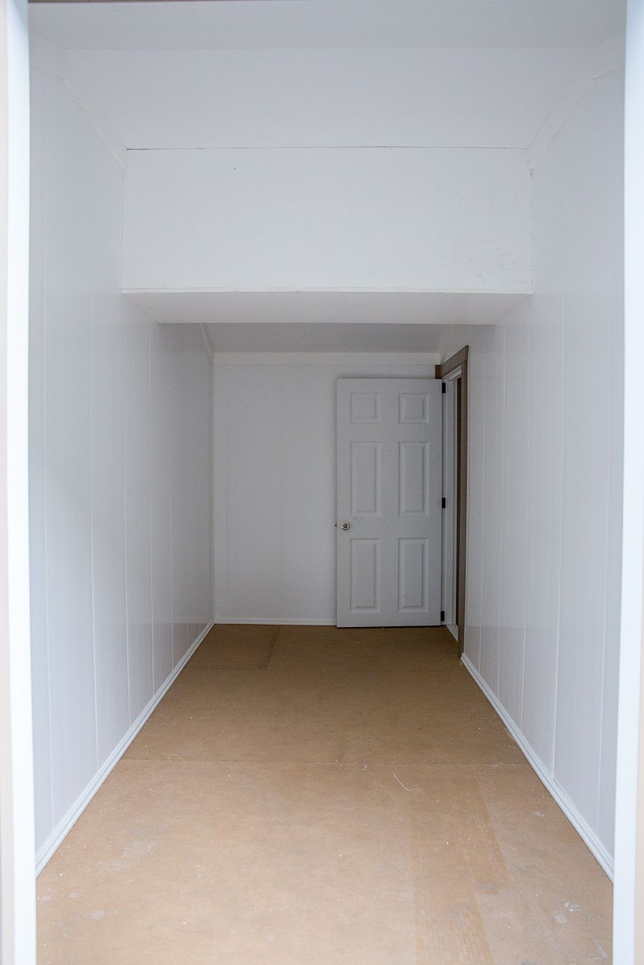 14x54 Commercial Kennel Interior